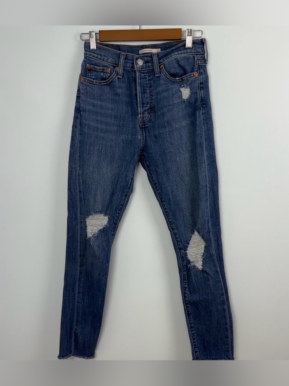Levi's Wedgie Skinny Distressed Raw hem Medium Blue Denim Jeans Size 27 Waist